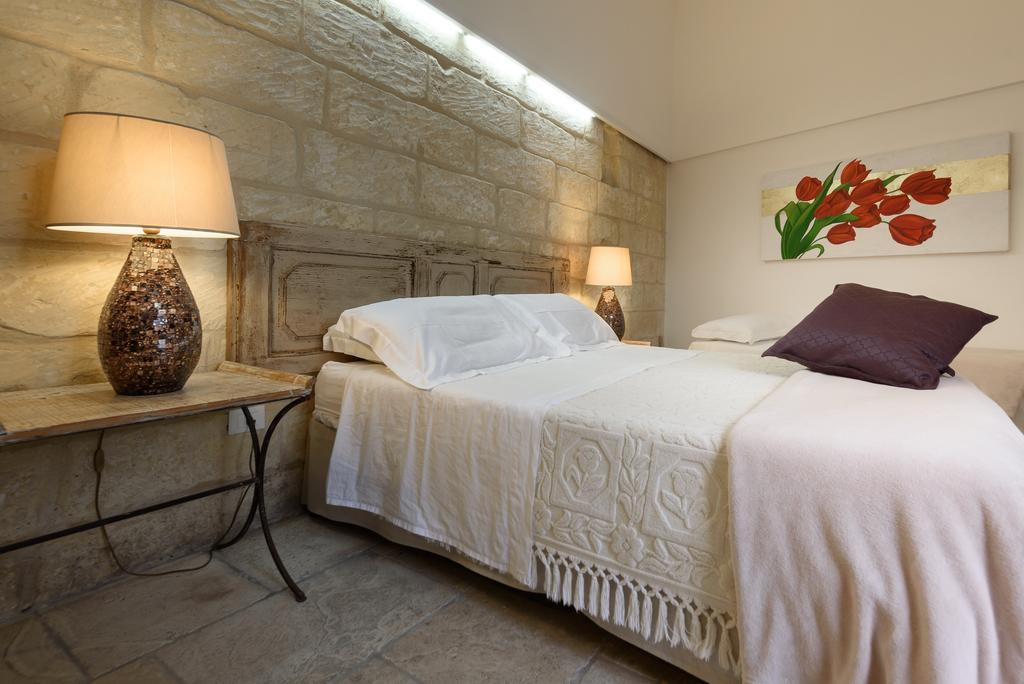 Bed and Breakfast Palazzo Dei Dondoli Lecce Exterior foto