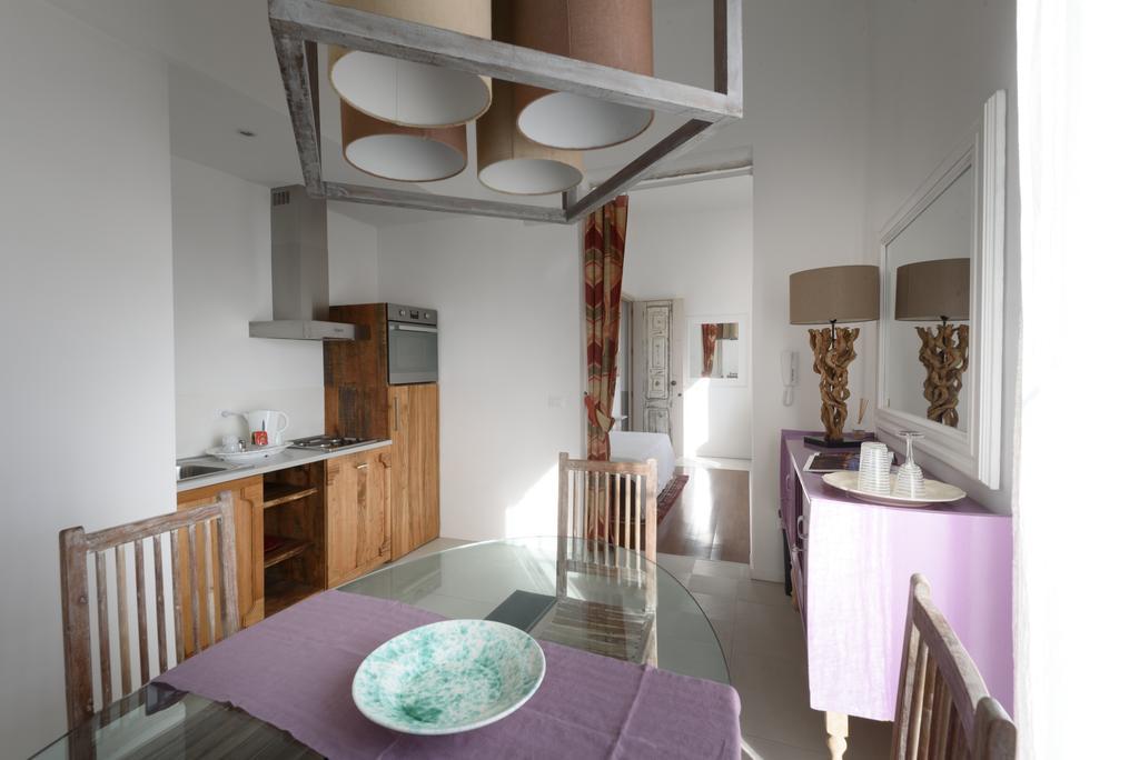 Bed and Breakfast Palazzo Dei Dondoli Lecce Exterior foto