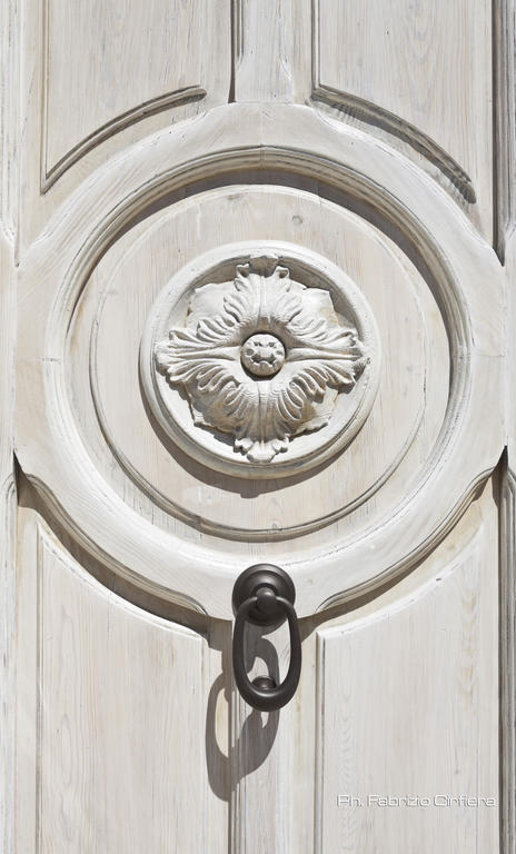 Bed and Breakfast Palazzo Dei Dondoli Lecce Exterior foto